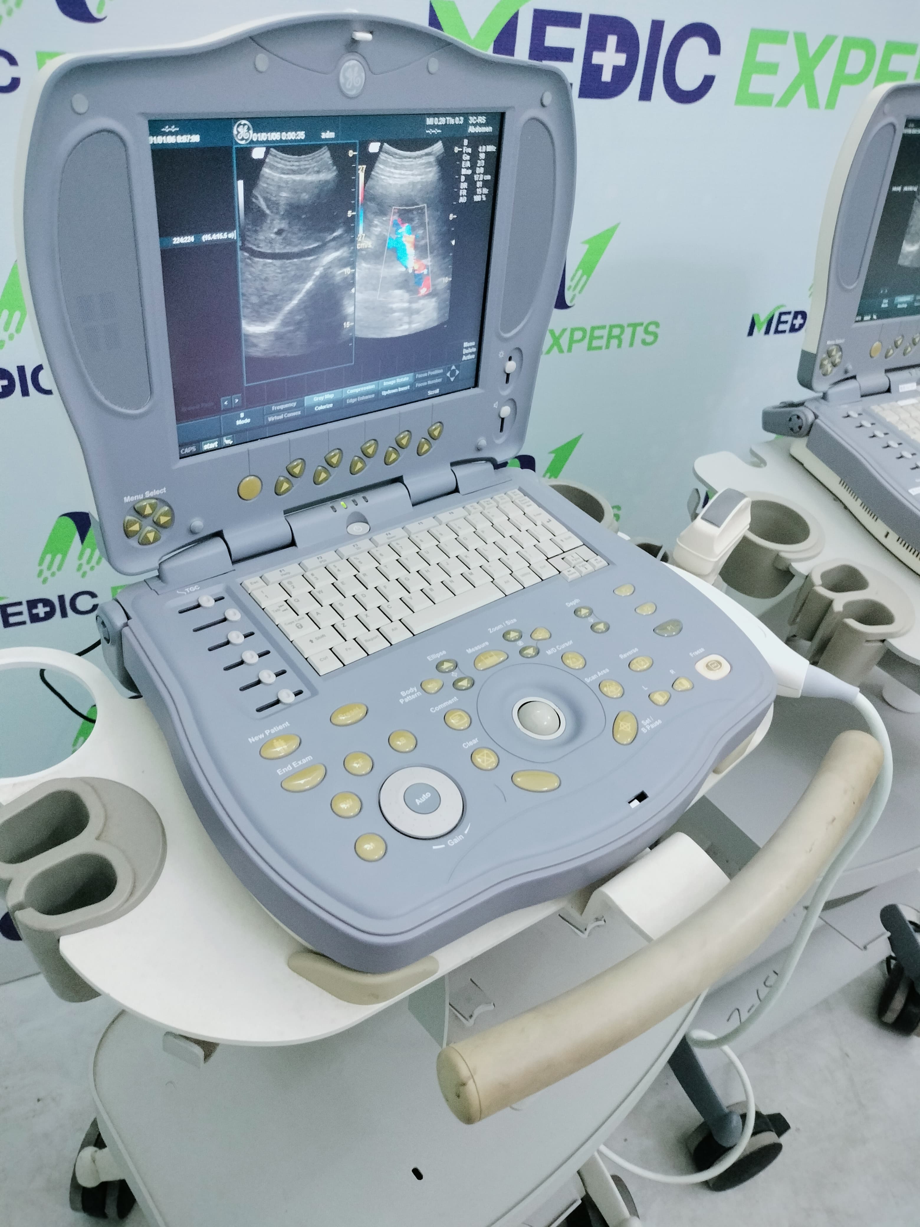 Logiq Book XP Latest Variant with Convex Probe and Trolley